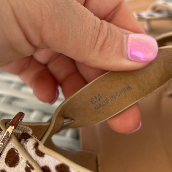 Gianni Bini Calf Hair Strappy Sandals Size 6 - Picture 5 of 12